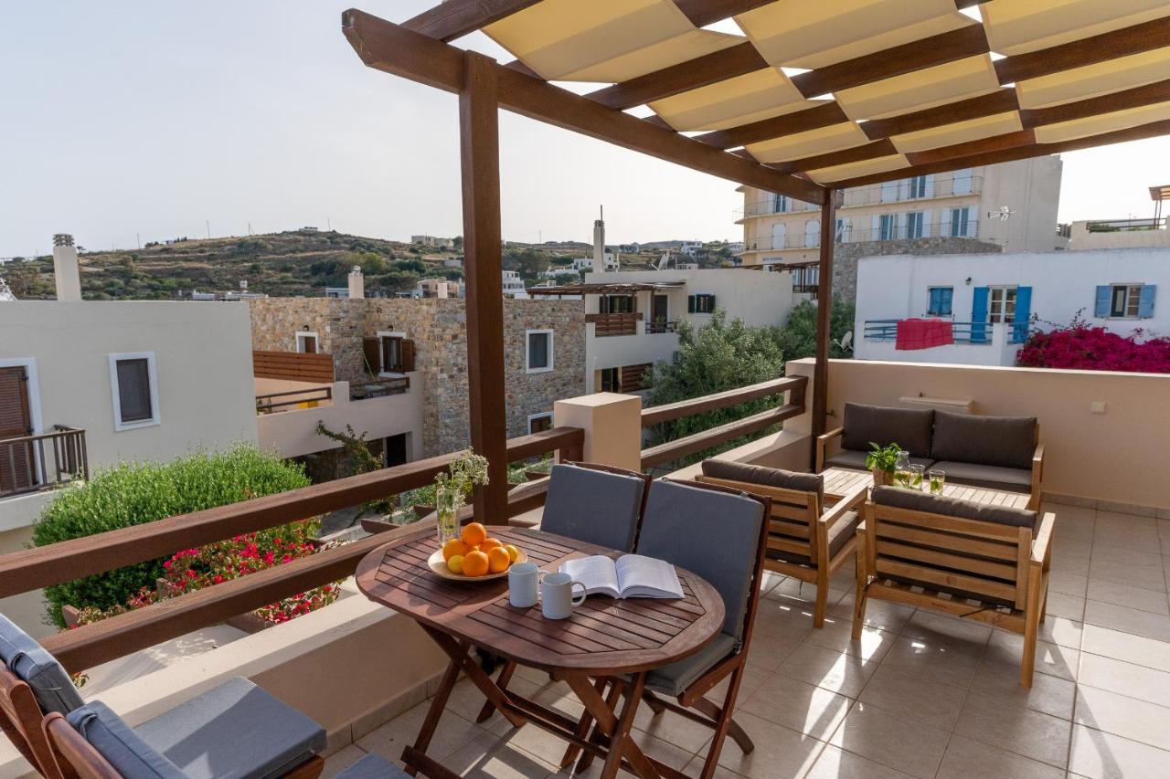 Syra Bay Villa Megas Gialos - Nites Exterior photo