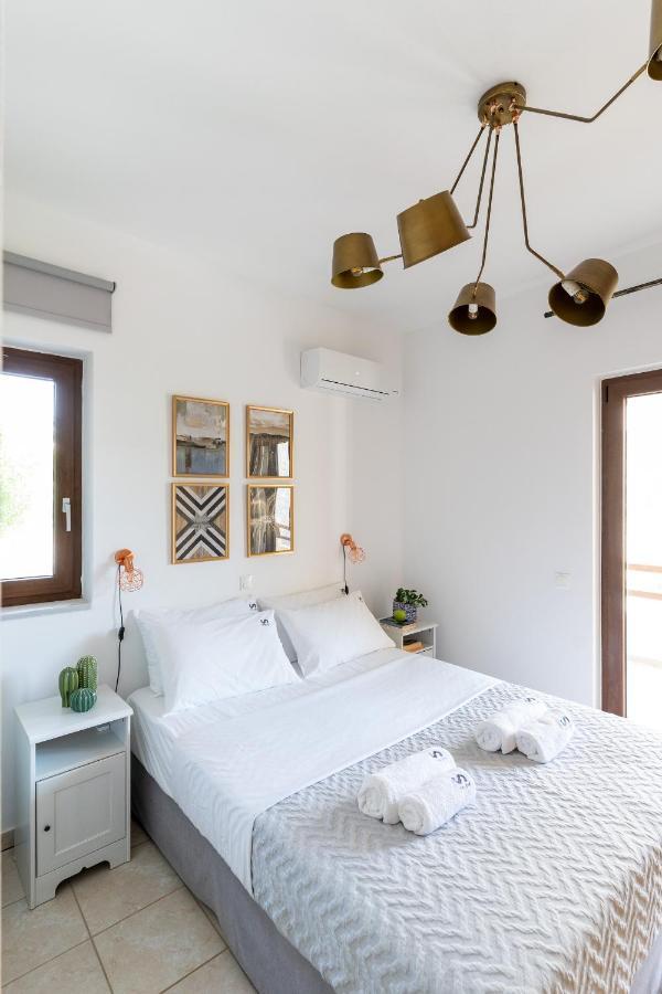 Syra Bay Villa Megas Gialos - Nites Exterior photo