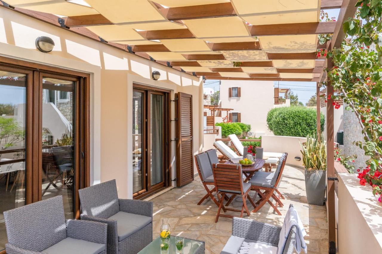 Syra Bay Villa Megas Gialos - Nites Exterior photo